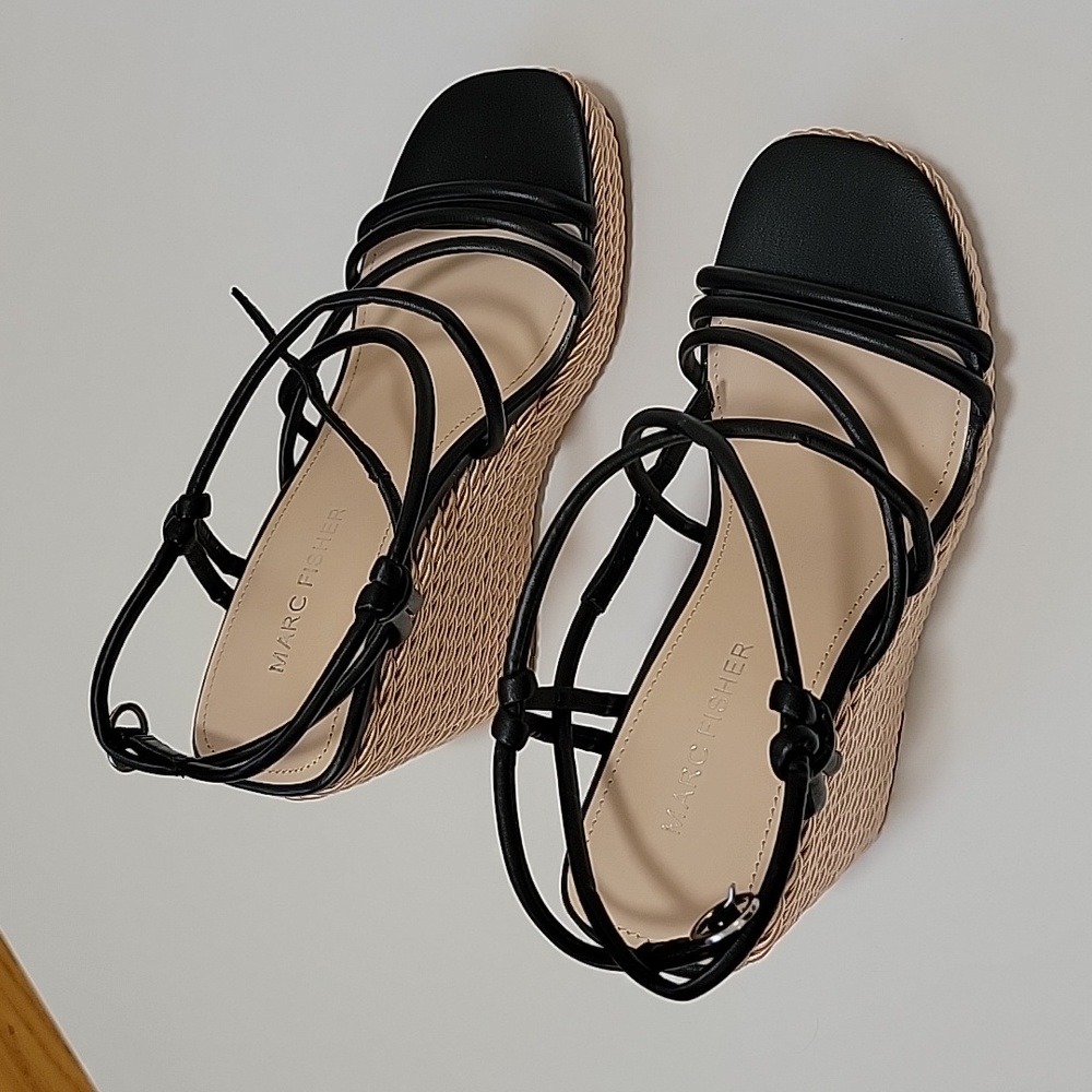 NWOT Marc Fisher Espadrille Wedge Sandals Black Sz: 6 - Picture 3 of 10